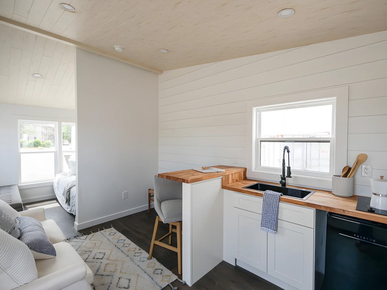 1746400662 28 Decouvrez la Maison Tiny a Un Etage Abordable Interieur - plare.
