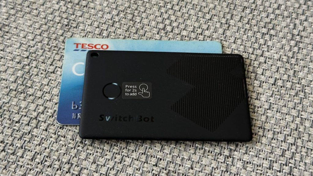 Retrouvez votre portefeuille perdu facilement avec la carte SwitchBot Wallet Finder pour iPhone - plare. 1746601411 594 Retrouvez votre portefeuille perdu facilement avec la carte SwitchBot Wallet - plare.