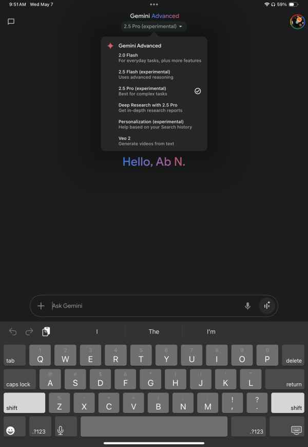 <p>Google Gemini est désormais disponible sur iPad, offrant une expérience d'assistant vocal AI améliorée. (<a href="https://www.reuters.com/technology/artificial-intelligence/google-brings-ai-voice-assistant-gemini-live-iphone-2024-11-14/?utm_source=openai">reuters.com</a>)</p> - plare. Gemini iPad App Screenshot