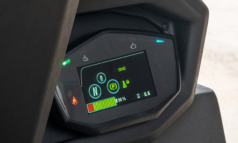 AUSA enrichit sa gamme de véhicules électriques de construction avec un chariot élévateur tout terrain électrique - plare. 1746791712 829 AUSA enrichit sa gamme de vehicules electriques de construction avec - plare.
