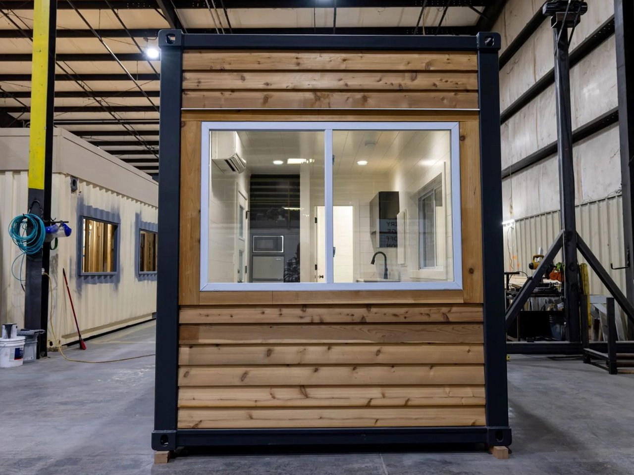 1746835602 207 Decouvrez la Tiny House Economique en Conteneur Maritime Un - plare.