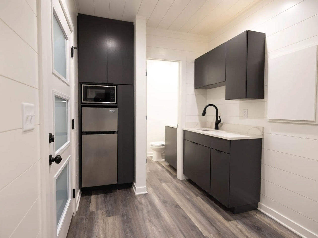 1746835604 228 Decouvrez la Tiny House Economique en Conteneur Maritime Un - plare.