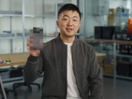 Le Nothing Phone (3) verra son prix augmenter de manière significative, atteignant 1 000 $. Au taux de change actuel, cela équivaut à environ 921,30 €. (wise.com)
Cette hausse de prix pourrait influencer les consommateurs européens, qui devront désormais dépenser davantage pour acquérir ce smartphone.