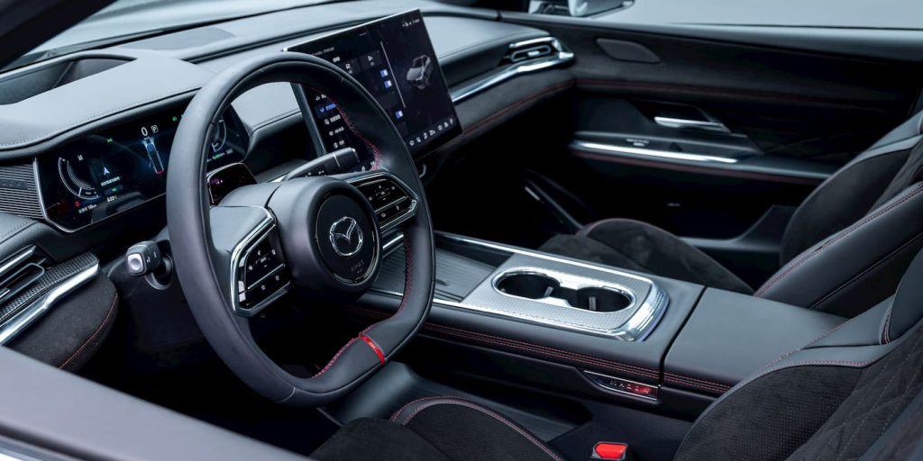 Mazda dévoile sa nouvelle édition sportive EZ-6, son véhicule électrique à 18 000 € - plare. Mazda-sporty-EZ-6-EV