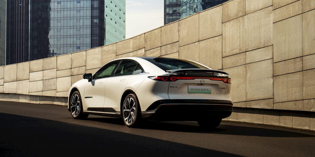 Mazda dévoile sa nouvelle édition sportive EZ-6, son véhicule électrique à 18 000 € - plare. Mazda-$20,000-EV