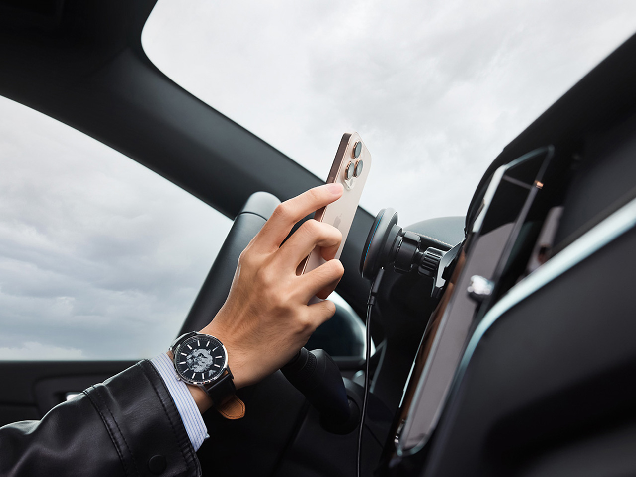 1747532862 502 Ne laissez plus votre iPhone tomber en conduisant Decouvrez - plare.