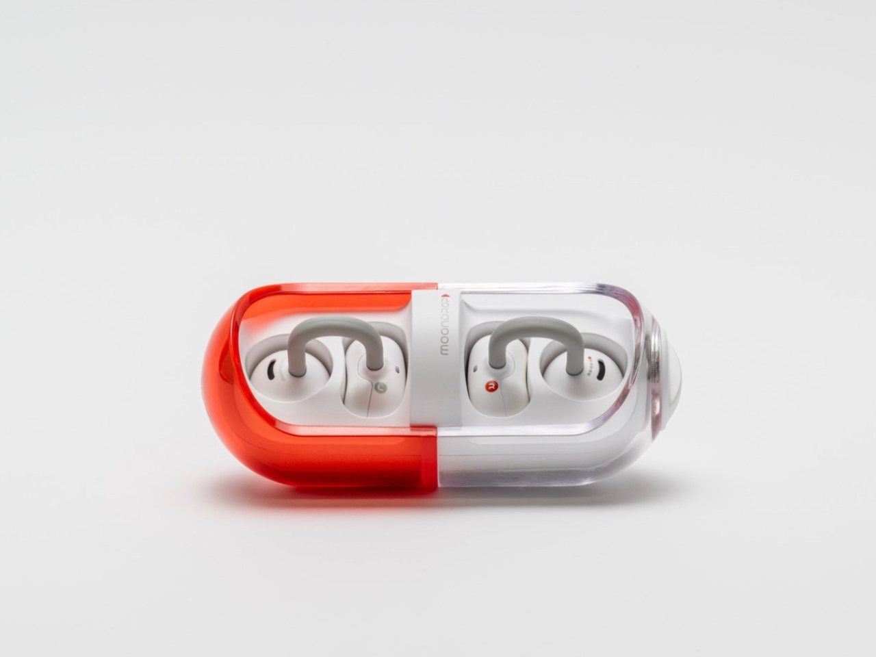 1747661379 827 Decouvrez les ecouteurs Moondrop Pill Confort ultime et design - plare.