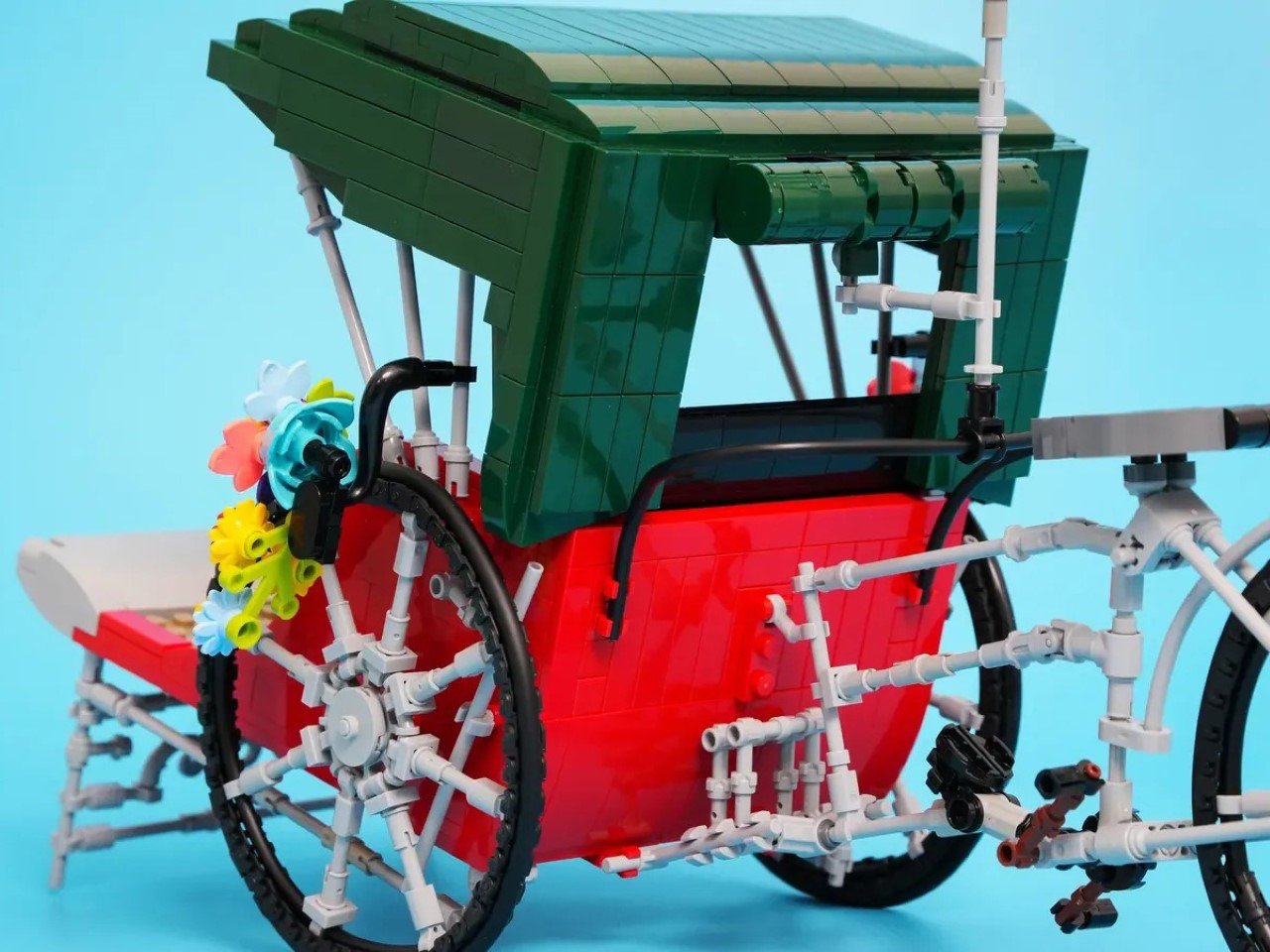 1747702903 438 Decouvrez Comment le Trishaw Inverse de Penang a Ebloui le - plare.