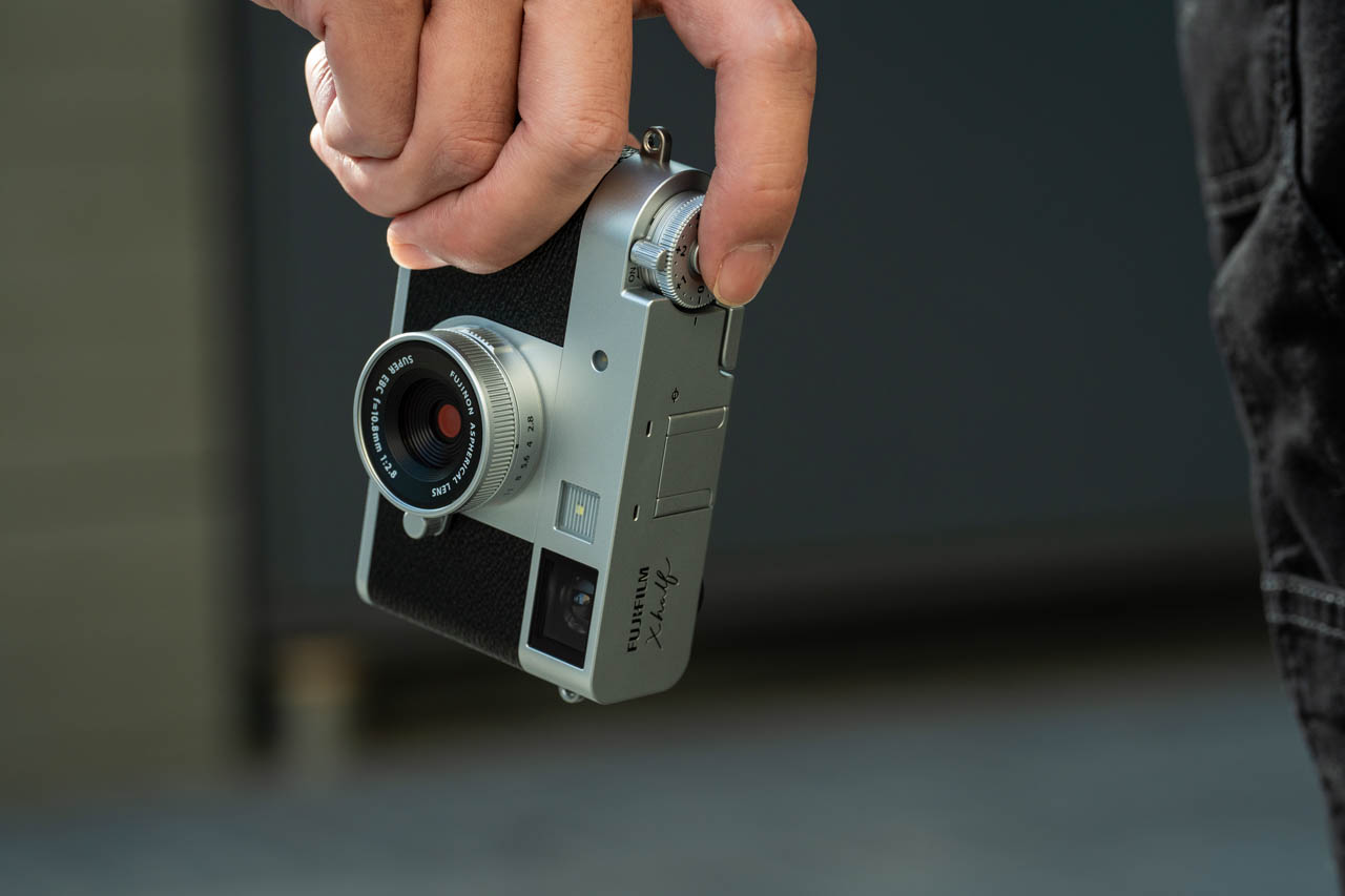 1747936465 283 Decouvrez le Nouveau Fujifilm X Half La Revolution de - plare.