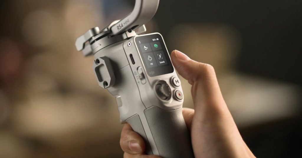 Nouveau firmware DJI RS 4 Mini : une veille plus intelligente et un suivi amélioré Nouveau firmware DJI RS 4 Mini : une veille plus intelligente et un suivi amélioré