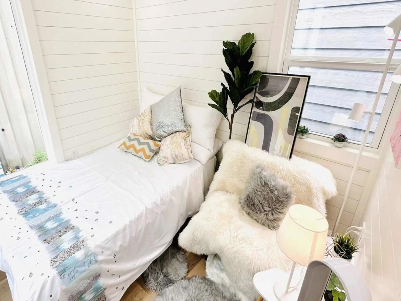 1748261264 602 Decouvrez cette Tiny House Abordable Parfaite pour Airbnb Bureau - plare.
