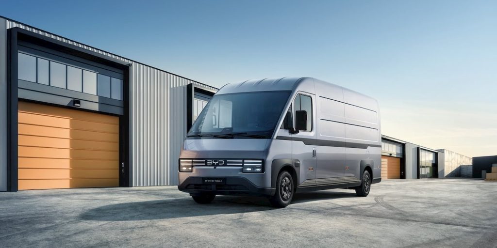 BYD dévoile son nouveau van électrique massif : une révolution pour le transport durable en Europe - plare. BYD's-global-electric-van