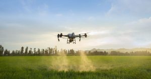 400 000 drones DJI révolutionnent l'agriculture : efficacité et innovation au service des agriculteurs européens.