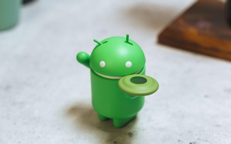 Android trackers obtiennent le support UWB ce mois-ci, révolutionnant le suivi des bagages en avion