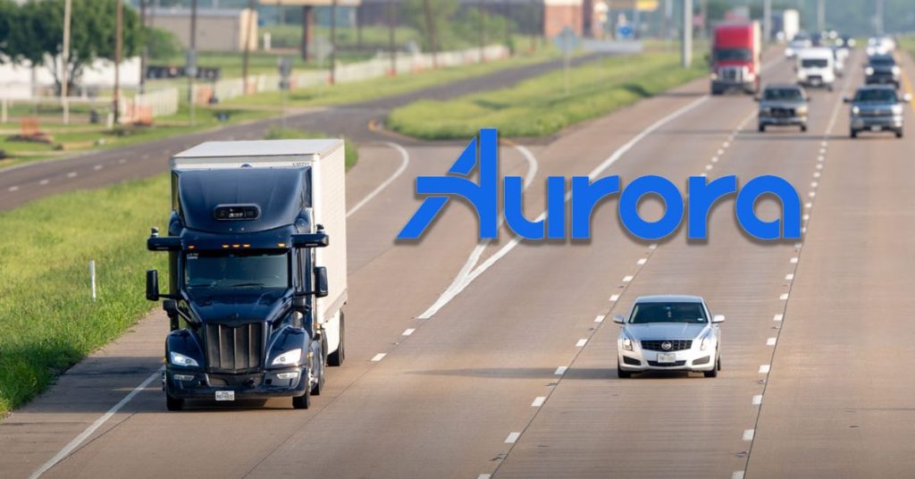 Aurora révolutionne le transport : première entreprise à déployer des camions autonomes sur routes publiques