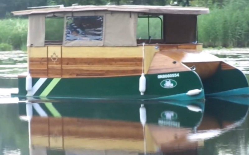 Decouvrez Comment Construire un Catamaran Electrique DIY Qui Trace Sa - plare.