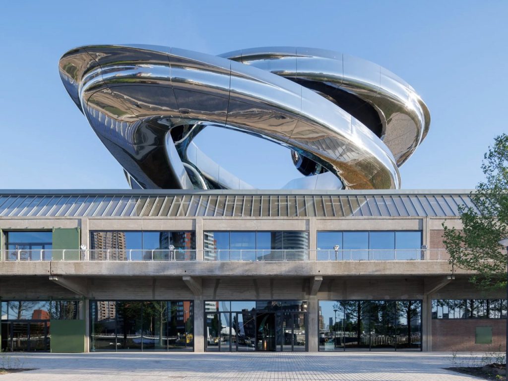 Découvrez Comment des Bâtiments Historiques, Tels que le Fenix Warehouse, se Métamorphosent en Joyaux Énergétiquement Efficaces !