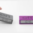 Decouvrez Comment le Flip Alarm Clock Revolutionne Votre Matinee en - plare.