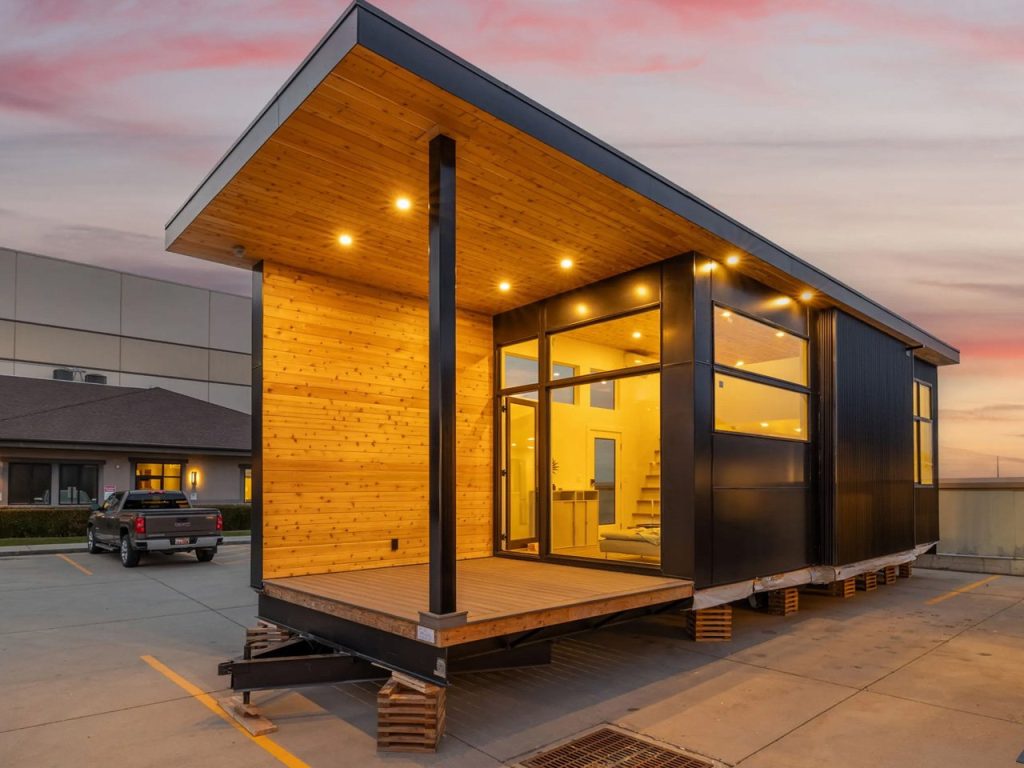 Découvrez ce Tiny Home Plus-Size : Confort Moderne et Espace Optimal dans un Design Compact !