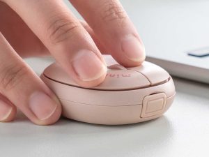 Decouvrez la souris Bluetooth ultra compacte Plus petite quun etui - plare.