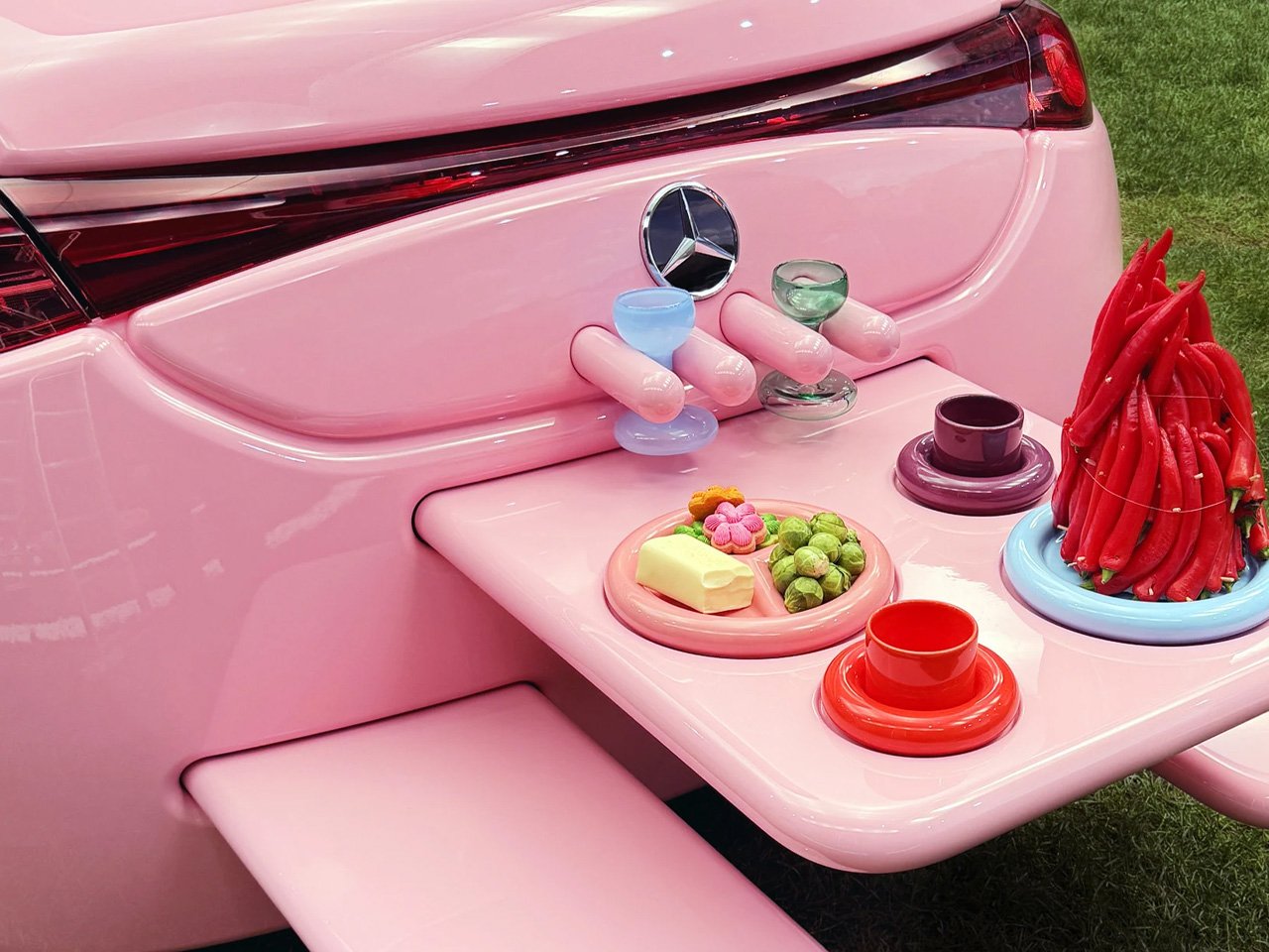 Decouvrez le Concept Mercedes Benz CLA Tout en Rose LEscapade - plare.