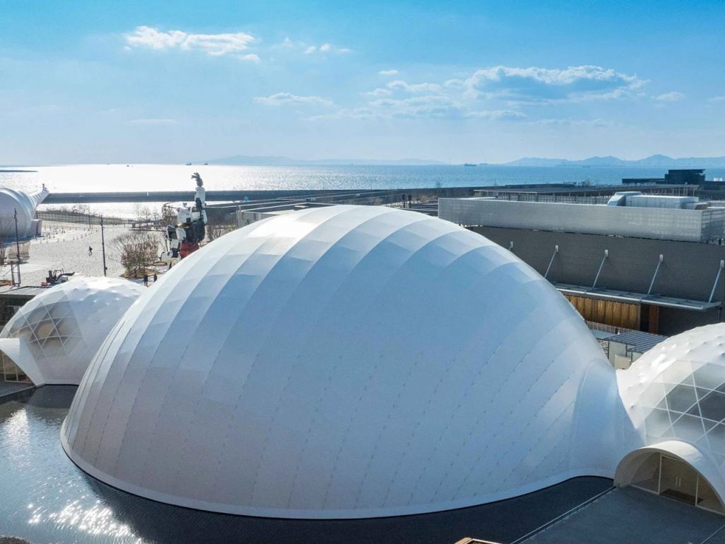 Découvrez le Pavillon Japonais Écologique Construit en Carton et Bambou : Une Fusion Innovante de Durabilité et de Design