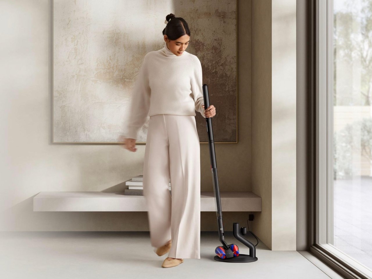 Decouvrez le nouvel aspirateur Dyson Ultra mince ultra puissant - plare.