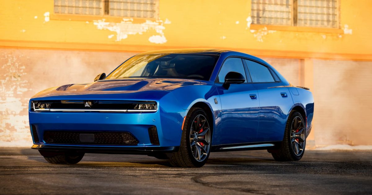 Dodge Charger EV four door - plare.