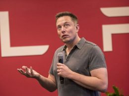 Elon Musk by Bloomberg News - plare.