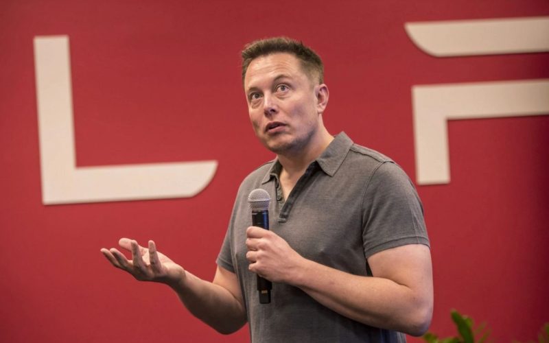 Elon Musk by Bloomberg News - plare.