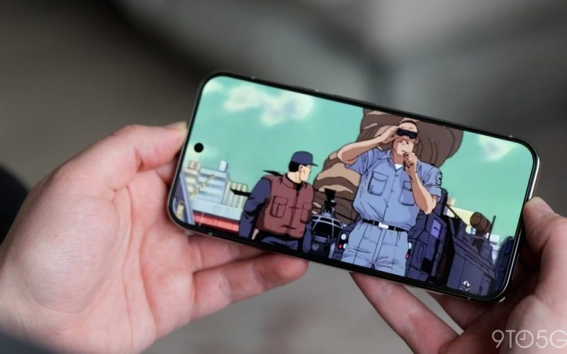 Explorez les dernières innovations technologiques avec le Google Pixel 9 Pro XL et la Galaxy Tab S10 FE. Ces appareils offrent des performances exceptionnelles et des fonctionnalités avancées pour répondre à tous vos besoins numériques. Le Google Pixel 9 Pro XL, avec son écran OLED de 6,8 pouces et son appareil photo de 50 mégapixels, est disponible à partir de 849,98 € (frandroid.com). La Galaxy Tab S10 FE, quant à elle, propose une expérience tablette haut de gamme pour le divertissement et la productivité. Ne manquez pas ces appareils phares qui redéfinissent l'expérience mobile et tablette.