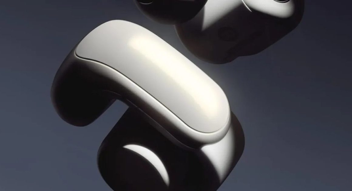 "Galaxy Watch Ultra et Bose Ultra Open : l'élégance technologique à votre poignet"