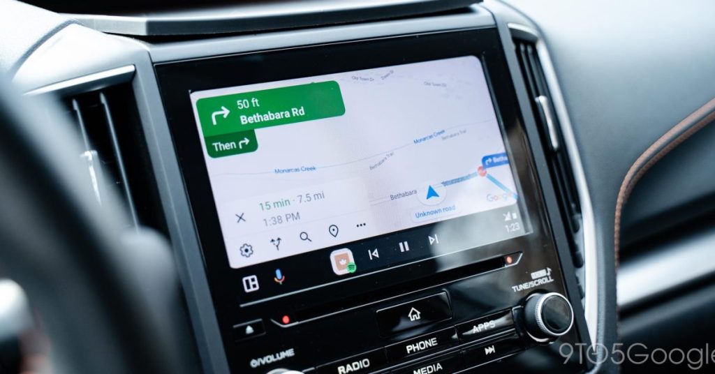 Google Maps permet de choisir une icône de voiture sur Android Auto et CarPlay : améliorez votre expérience de conduite