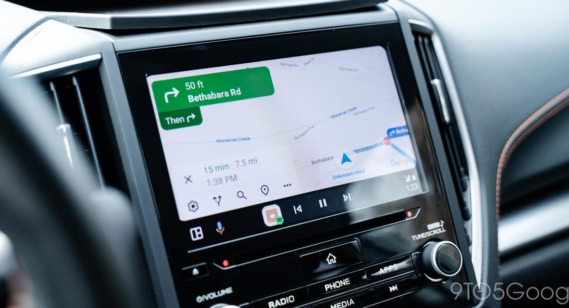 Google Maps permet de choisir une icône de voiture sur Android Auto et CarPlay : améliorez votre expérience de conduite