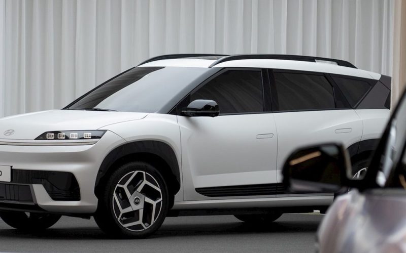 Hyundai electric SUV ELEXIO 6 - plare.