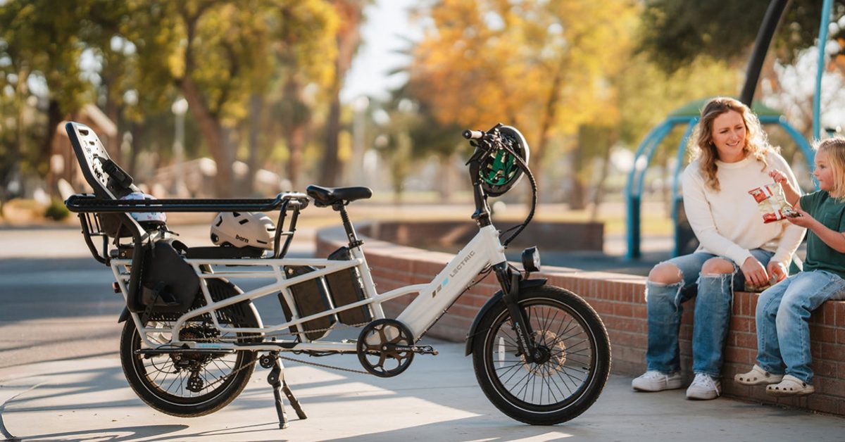 Lectric XPedition 2.0 Cargo e bike in white lifestyle 1 - plare.