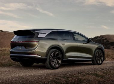 Lucid Gravity EV Saudi Arabia - plare.