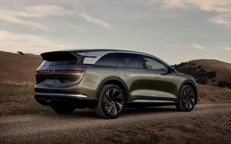 Lucid Gravity EV Saudi Arabia - plare.