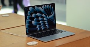 MacBook Air M4 - plare.