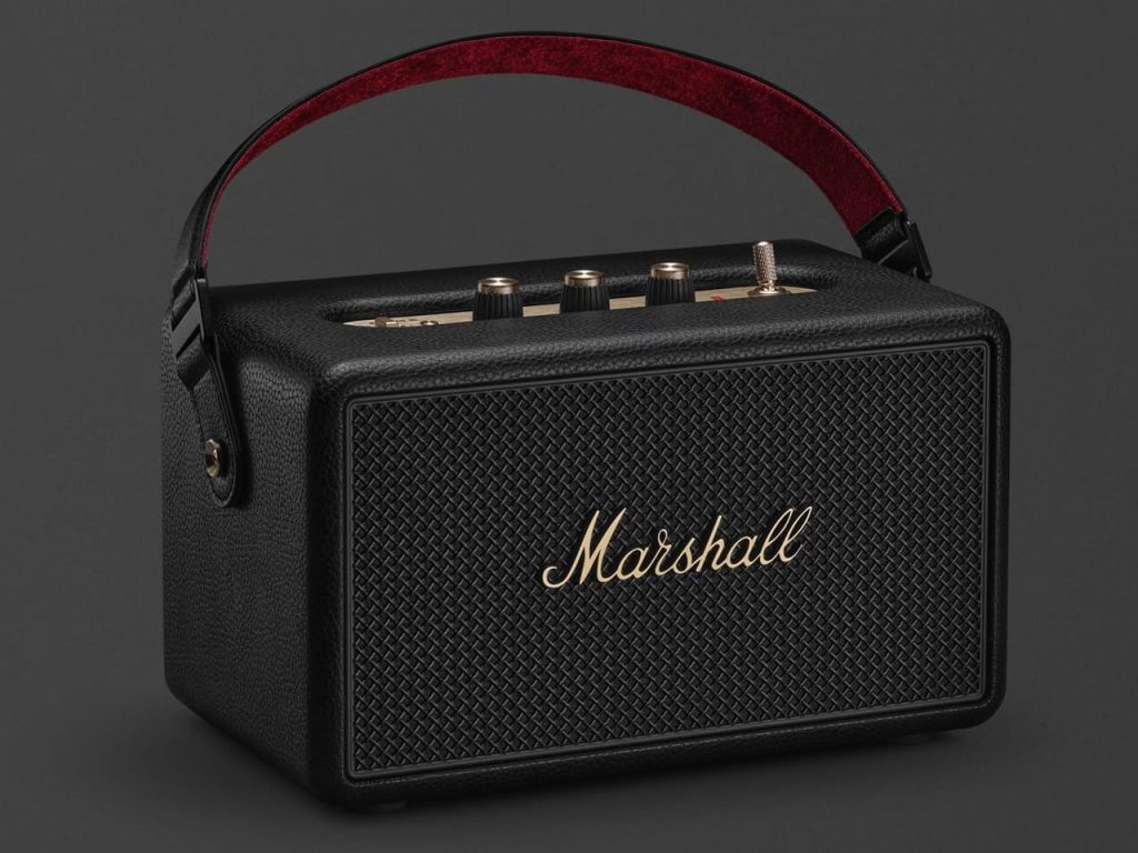 Découvrez le Marshall Kilburn III : une autonomie incroyable et un son équilibré dans un design portable chic