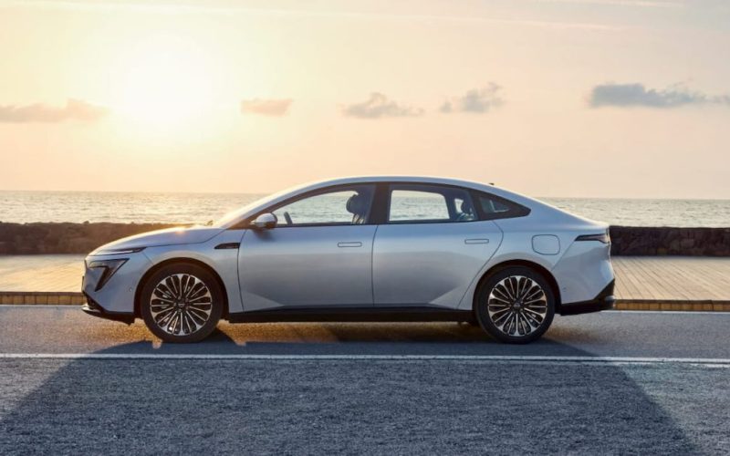 Nissans new N7 EV 2 - plare.