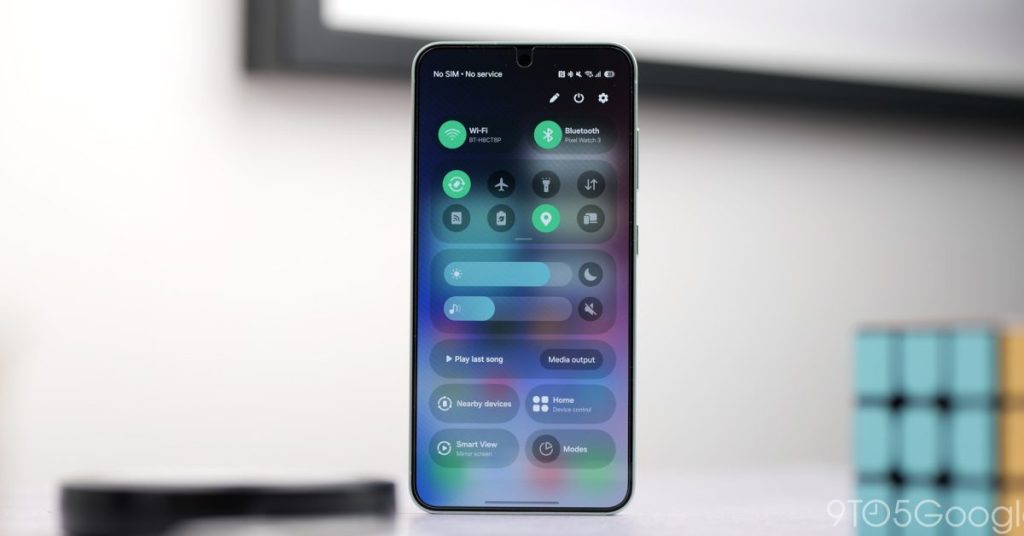 Personnaliser le panneau de paramètres rapides de Samsung dans One UI 7 pour une expérience unique