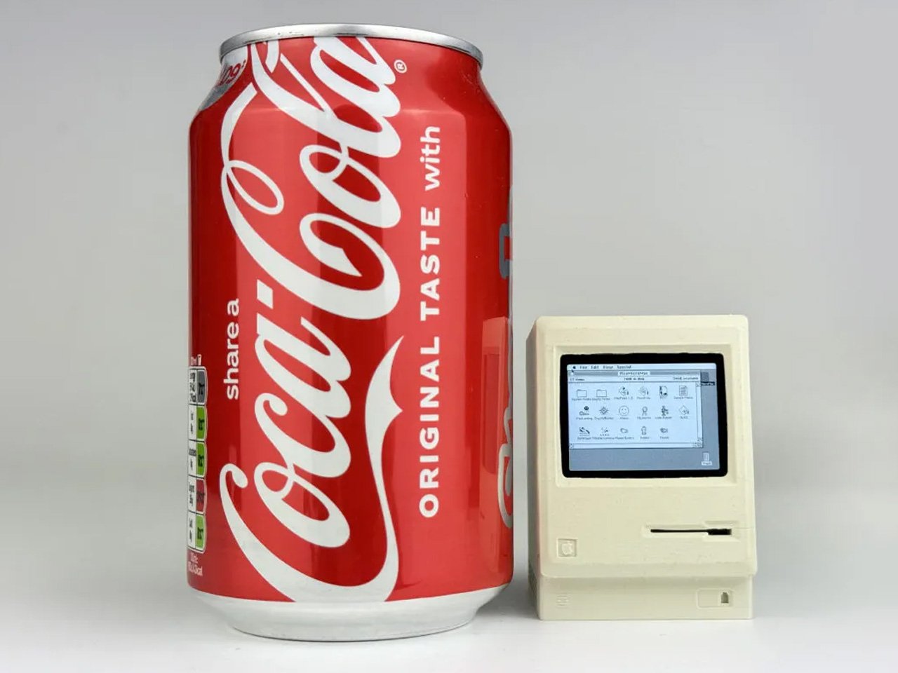 Pico Mac Nano miniature macintosh 1 bit Rainbow 8 - plare.