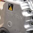 Rivian R2 Maximus CU - plare.