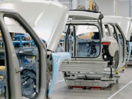 Rivian R2 images validation - plare.