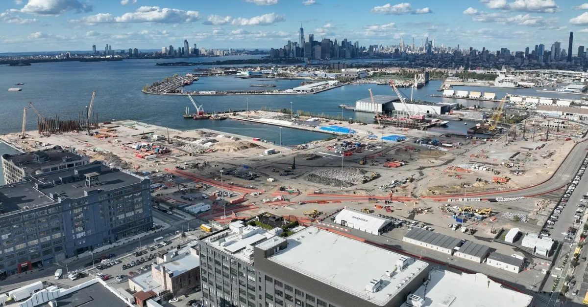 South Brooklyn Marine Terminal Equinor Empire Wind 1 - plare.