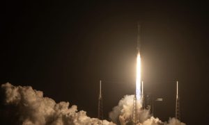 SpaceX expands Starlink constellation amid surging global demand 1000x600 - plare.
