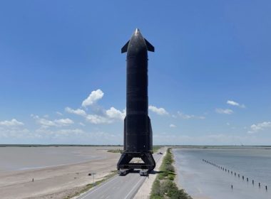 SpaceX présente le vaisseau 35 en route vers des tests captivants pour l'exploration spatiale