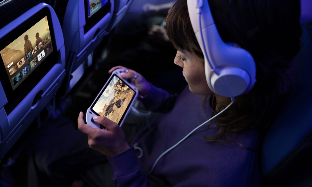Starlink is now available on United Airlines - plare.