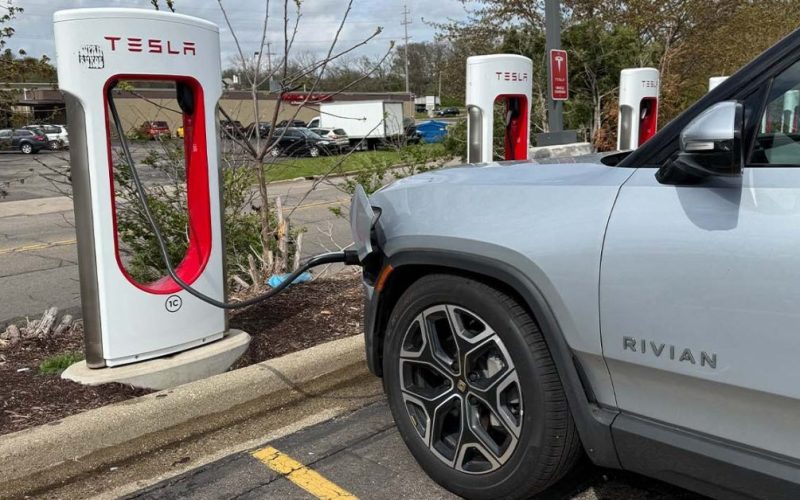 Tesla CCS adapter Lectron Supercharger - plare.